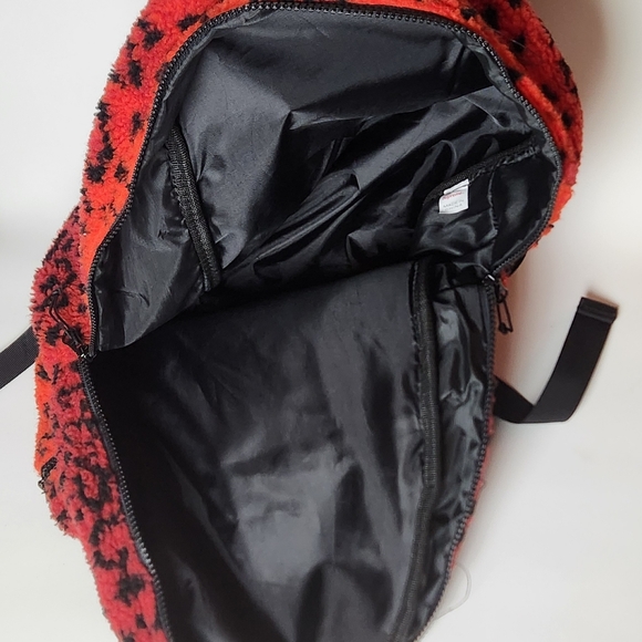 RARE - Supreme Leopard Backpack - Picture 5 of 6